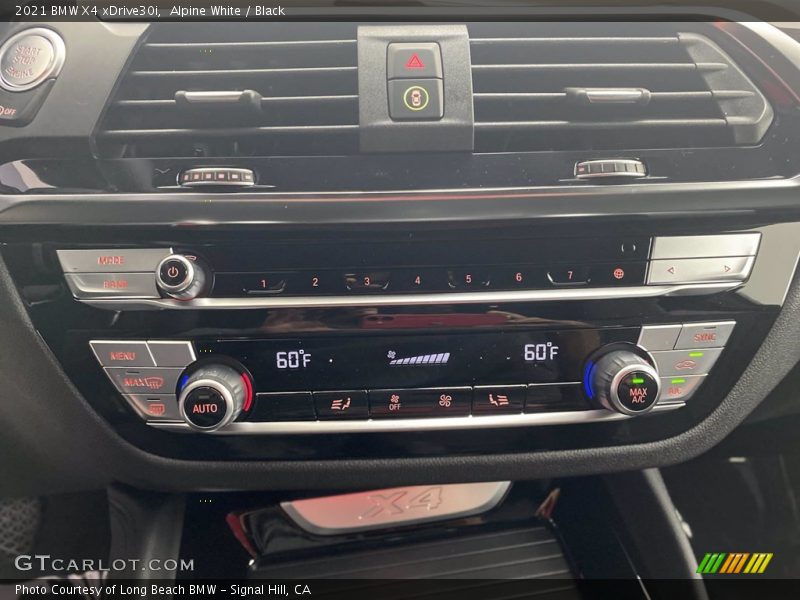 Alpine White / Black 2021 BMW X4 xDrive30i