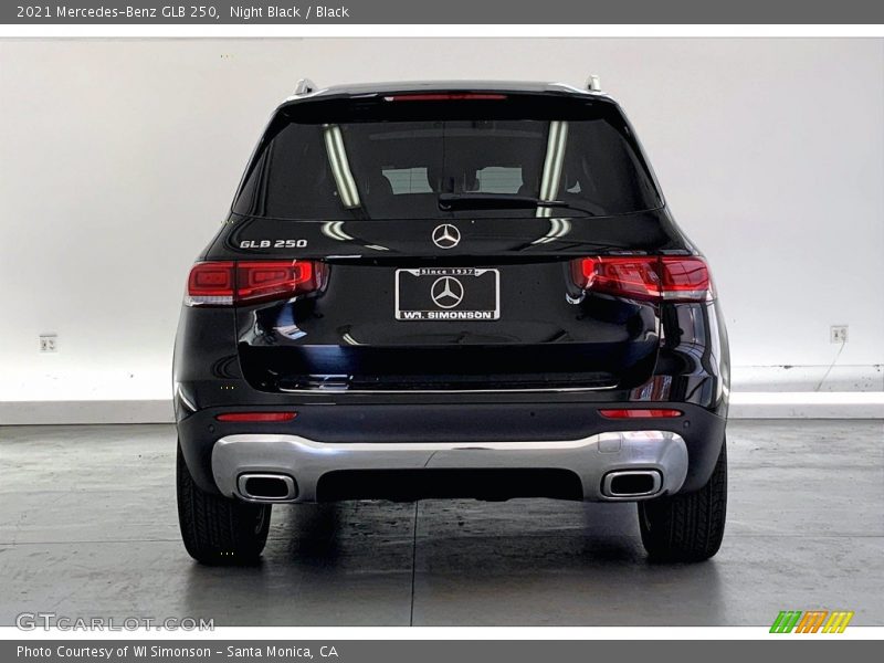 Night Black / Black 2021 Mercedes-Benz GLB 250