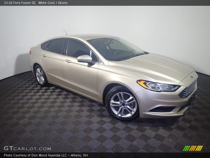 White Gold / Ebony 2018 Ford Fusion SE