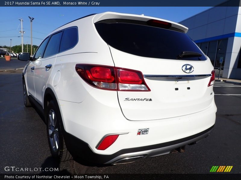 Monaco White / Gray 2017 Hyundai Santa Fe SE AWD