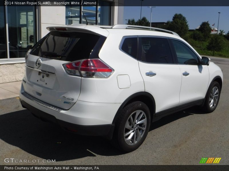 Moonlight White / Almond 2014 Nissan Rogue SL AWD