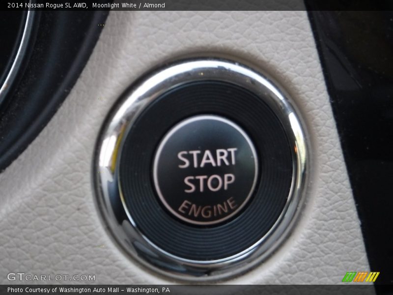 Moonlight White / Almond 2014 Nissan Rogue SL AWD