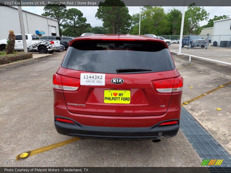 Remington Red / Stone Beige 2017 Kia Sorento LX V6