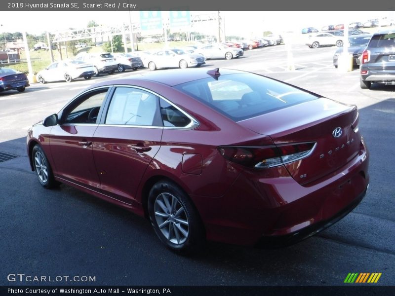 Scarlet Red / Gray 2018 Hyundai Sonata SE