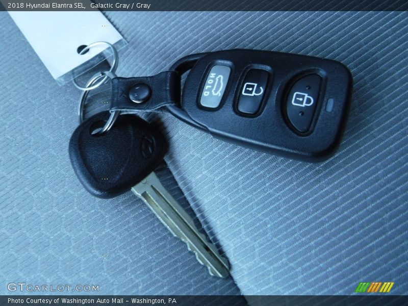 Galactic Gray / Gray 2018 Hyundai Elantra SEL