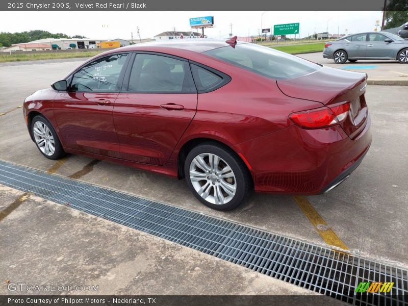 Velvet Red Pearl / Black 2015 Chrysler 200 S