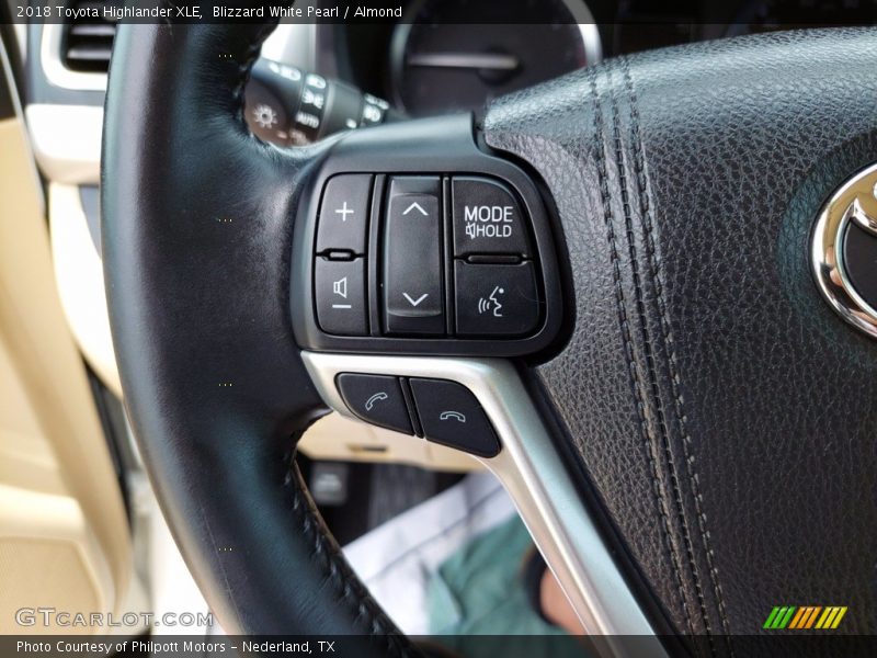 Blizzard White Pearl / Almond 2018 Toyota Highlander XLE