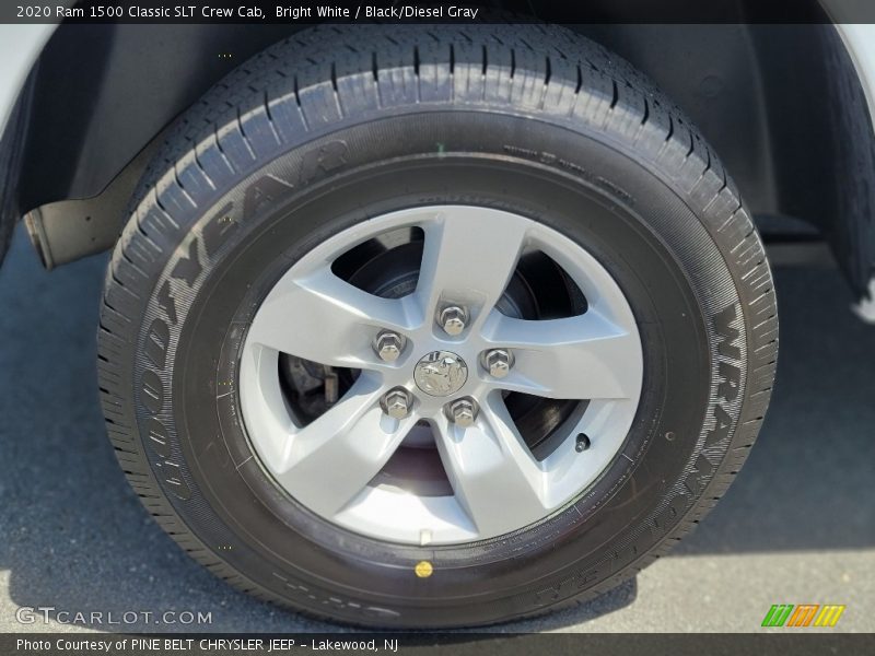 Bright White / Black/Diesel Gray 2020 Ram 1500 Classic SLT Crew Cab