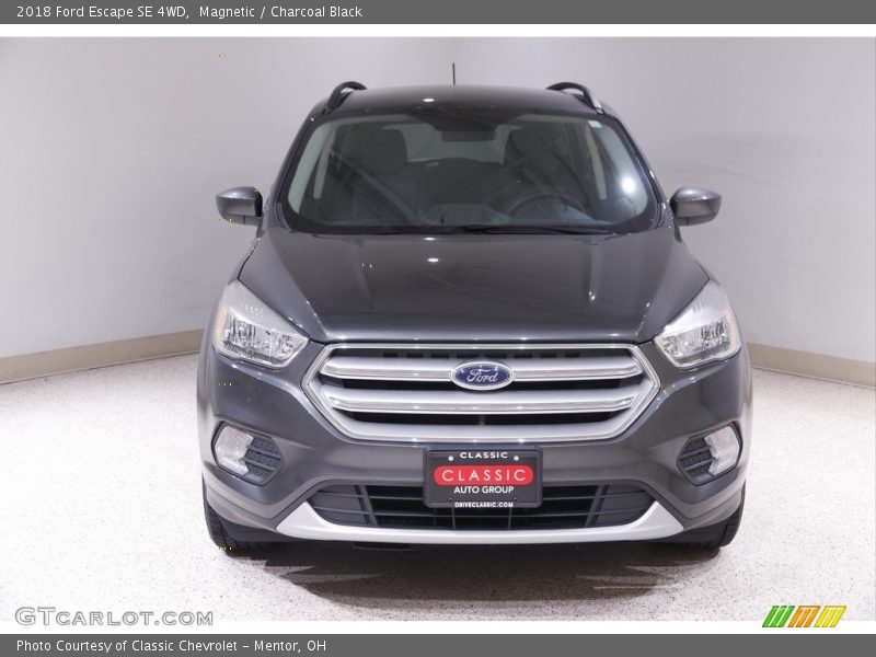 Magnetic / Charcoal Black 2018 Ford Escape SE 4WD