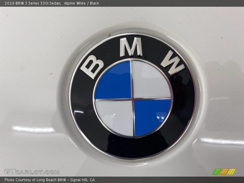 Alpine White / Black 2019 BMW 3 Series 330i Sedan