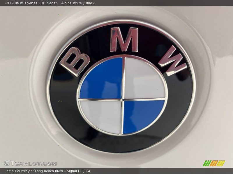 Alpine White / Black 2019 BMW 3 Series 330i Sedan