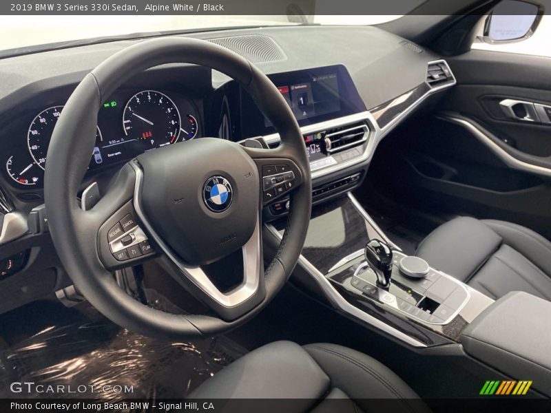 Alpine White / Black 2019 BMW 3 Series 330i Sedan