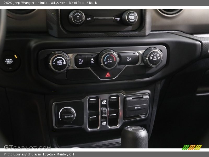 Bikini Pearl / Black 2020 Jeep Wrangler Unlimited Willys 4x4