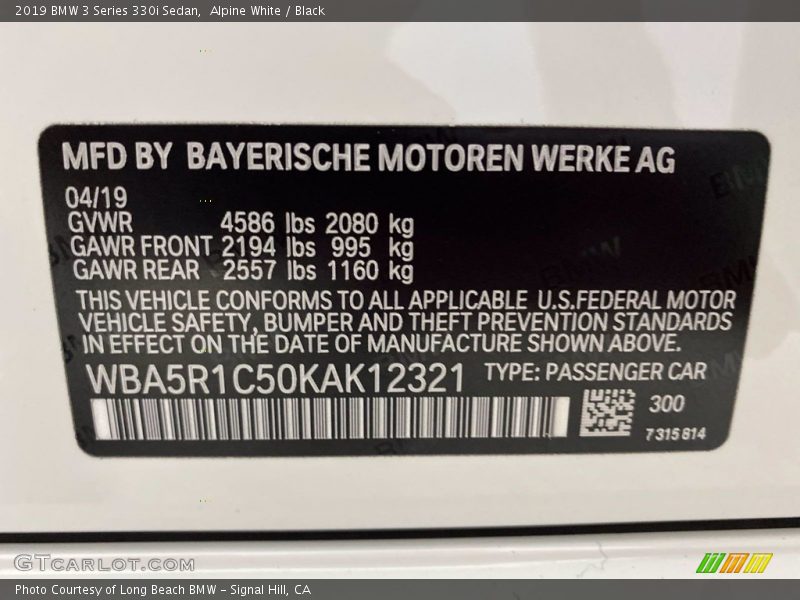 Alpine White / Black 2019 BMW 3 Series 330i Sedan