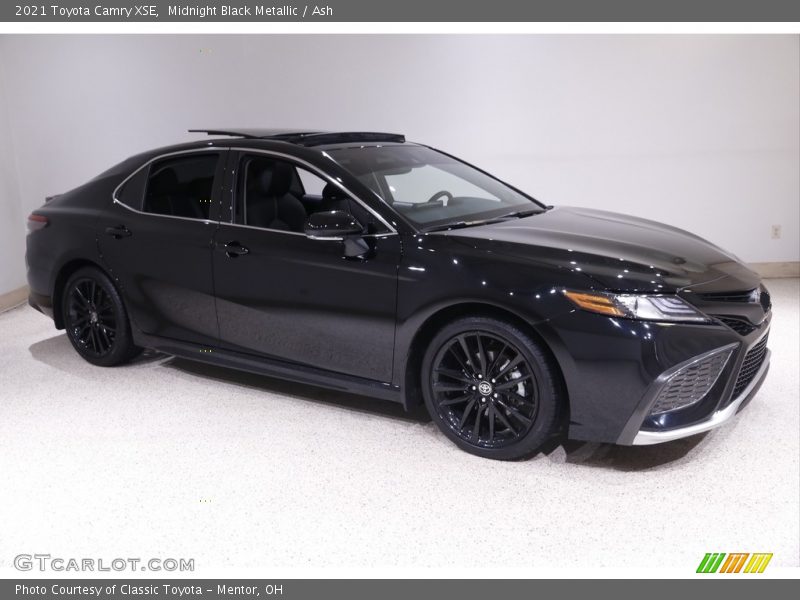 Midnight Black Metallic / Ash 2021 Toyota Camry XSE