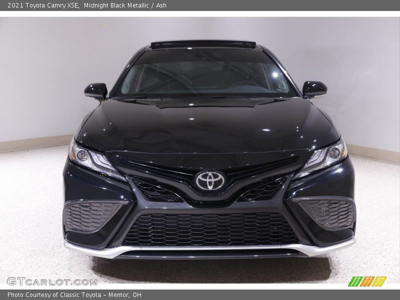 Midnight Black Metallic / Ash 2021 Toyota Camry XSE