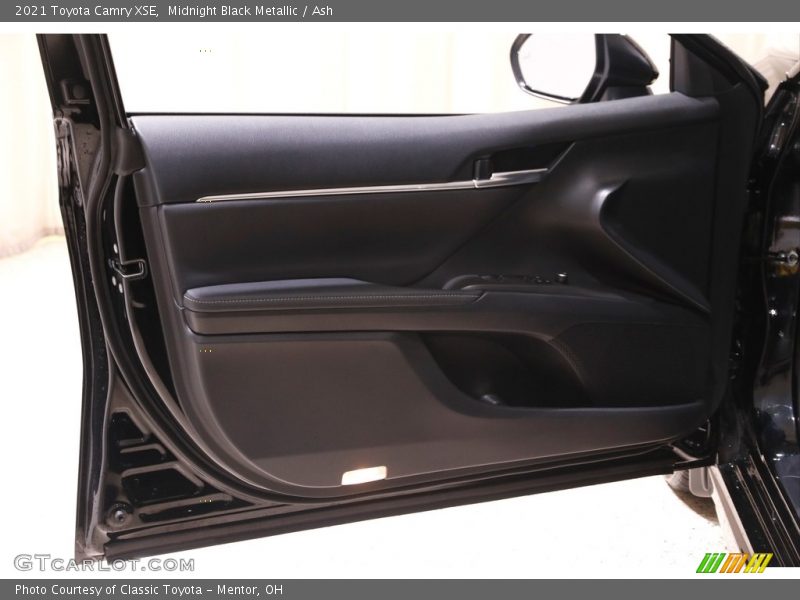 Midnight Black Metallic / Ash 2021 Toyota Camry XSE