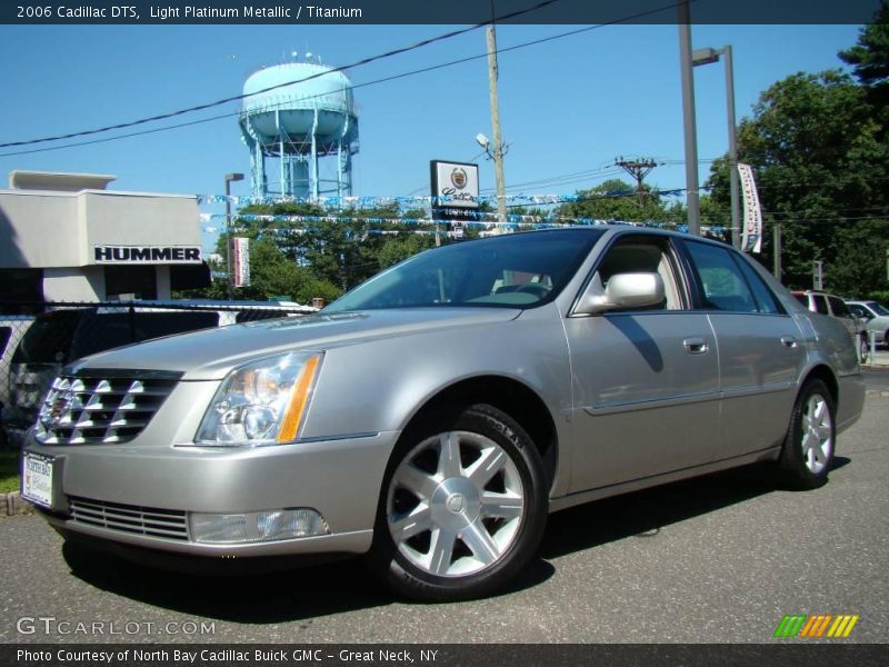 Light Platinum Metallic / Titanium 2006 Cadillac DTS