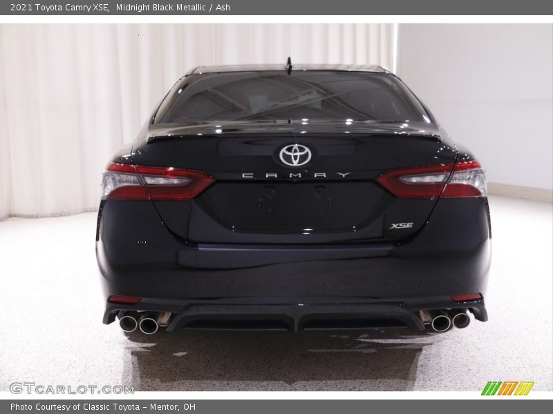 Midnight Black Metallic / Ash 2021 Toyota Camry XSE
