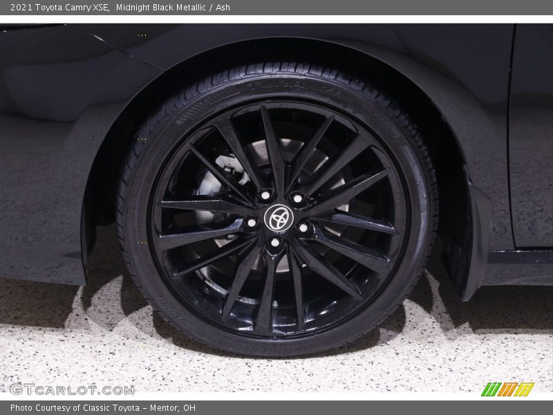 Midnight Black Metallic / Ash 2021 Toyota Camry XSE