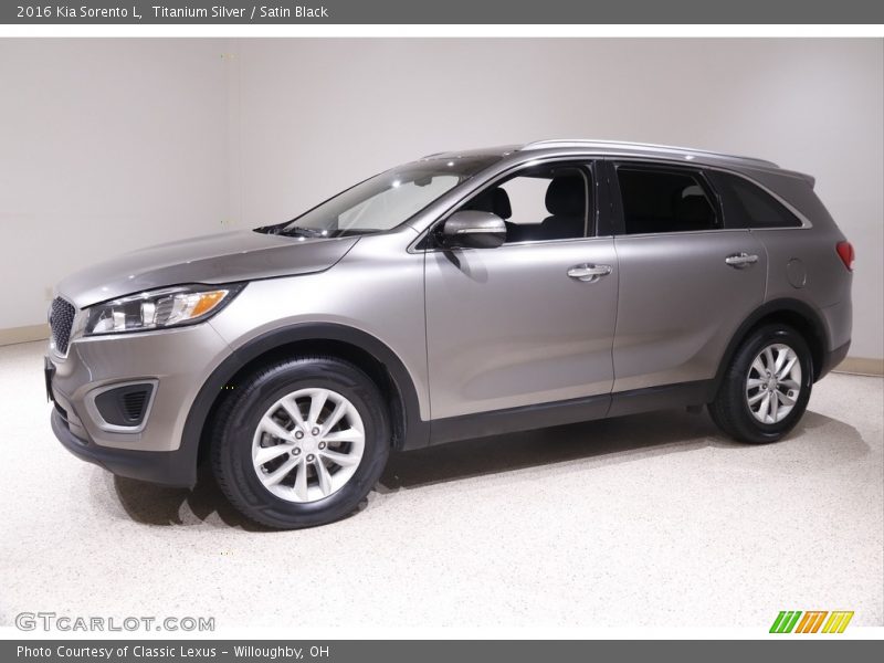 Titanium Silver / Satin Black 2016 Kia Sorento L