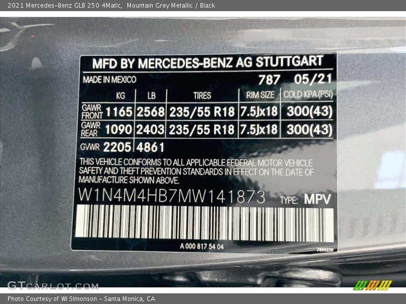 Mountain Grey Metallic / Black 2021 Mercedes-Benz GLB 250 4Matic