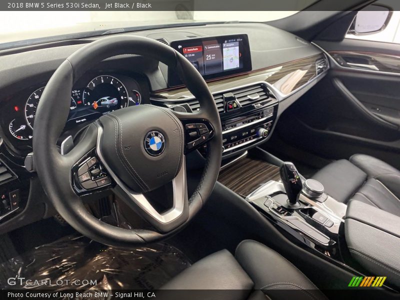 Jet Black / Black 2018 BMW 5 Series 530i Sedan