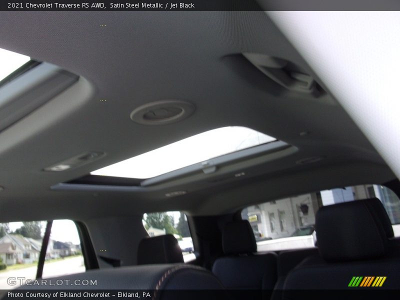 Satin Steel Metallic / Jet Black 2021 Chevrolet Traverse RS AWD