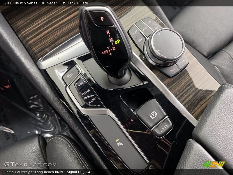 Jet Black / Black 2018 BMW 5 Series 530i Sedan