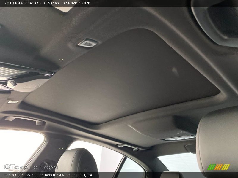 Jet Black / Black 2018 BMW 5 Series 530i Sedan