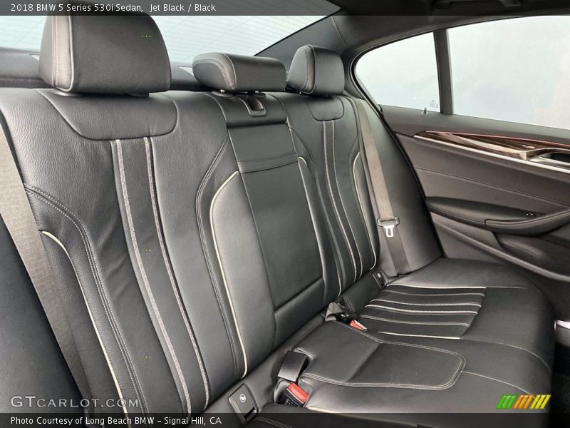 Jet Black / Black 2018 BMW 5 Series 530i Sedan