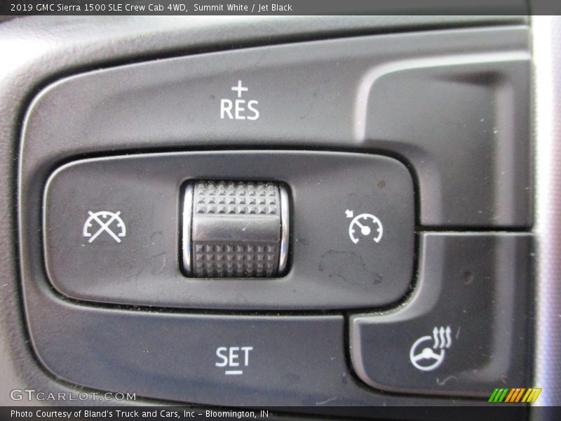 Summit White / Jet Black 2019 GMC Sierra 1500 SLE Crew Cab 4WD