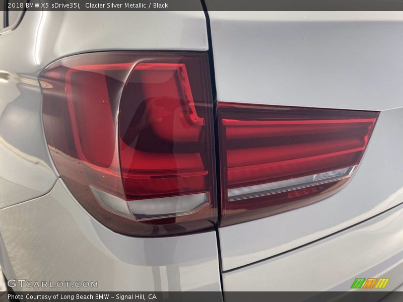 Glacier Silver Metallic / Black 2018 BMW X5 sDrive35i