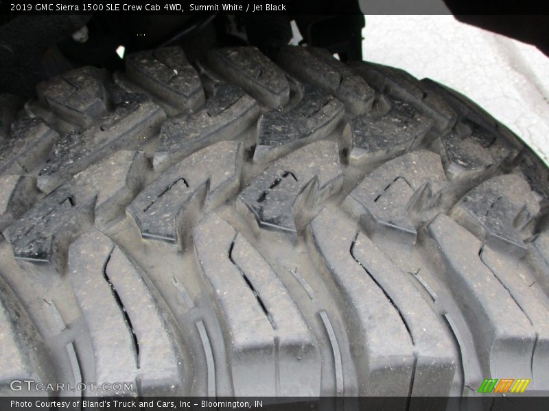 Summit White / Jet Black 2019 GMC Sierra 1500 SLE Crew Cab 4WD