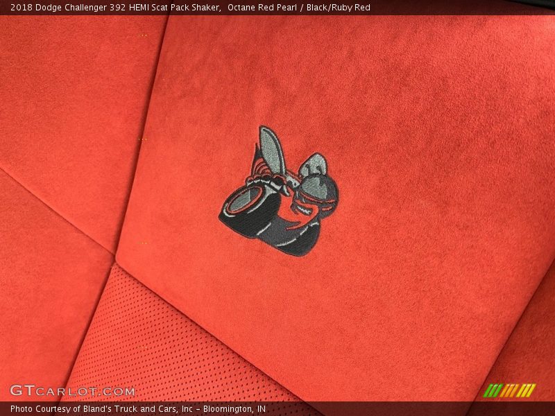 Octane Red Pearl / Black/Ruby Red 2018 Dodge Challenger 392 HEMI Scat Pack Shaker
