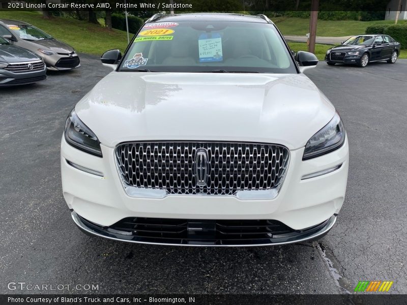 Pristine White / Sandstone 2021 Lincoln Corsair Reserve AWD