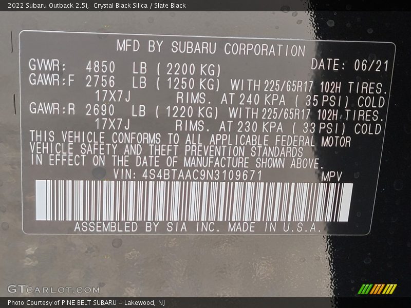 Crystal Black Silica / Slate Black 2022 Subaru Outback 2.5i