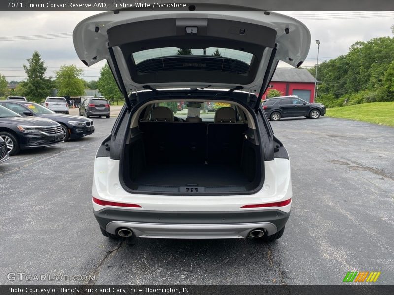 Pristine White / Sandstone 2021 Lincoln Corsair Reserve AWD