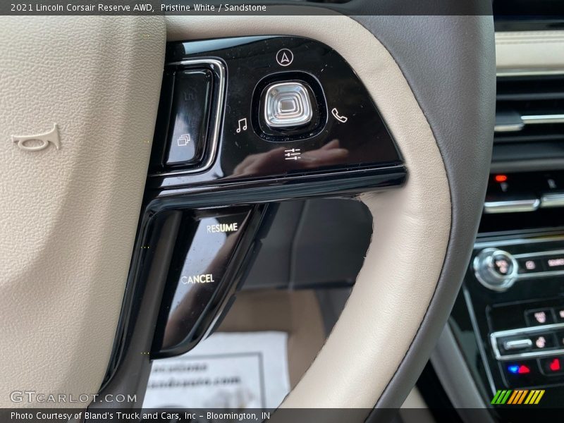  2021 Corsair Reserve AWD Steering Wheel