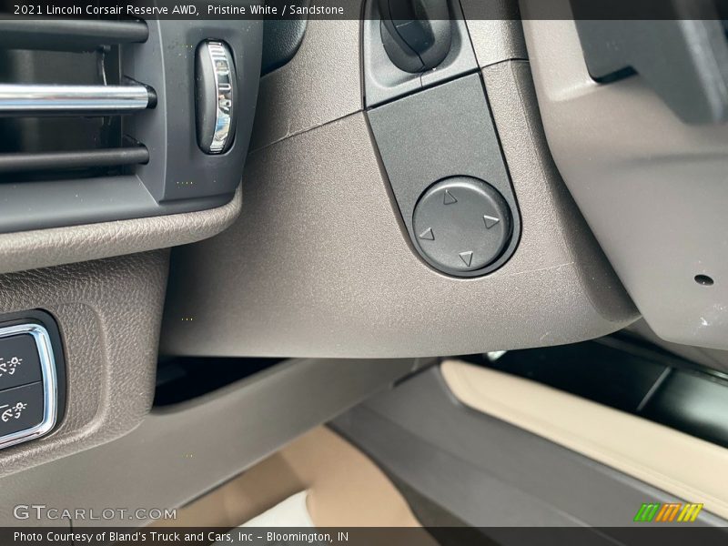 Controls of 2021 Corsair Reserve AWD