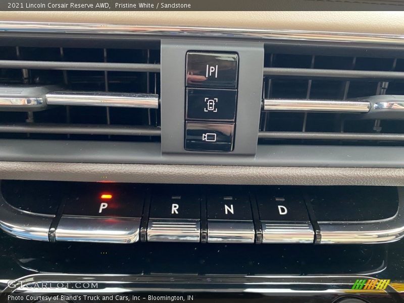  2021 Corsair Reserve AWD eCVT Automatic Shifter