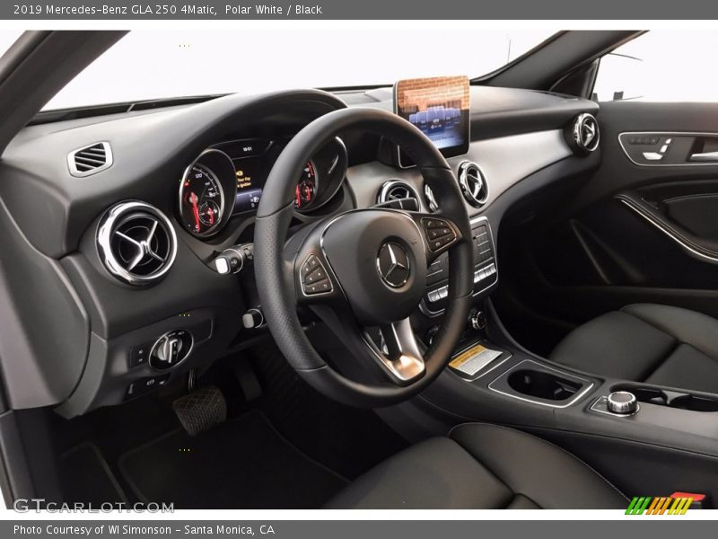 Polar White / Black 2019 Mercedes-Benz GLA 250 4Matic