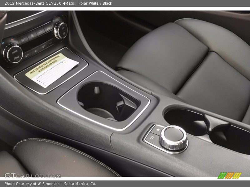 Polar White / Black 2019 Mercedes-Benz GLA 250 4Matic