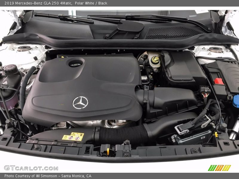 Polar White / Black 2019 Mercedes-Benz GLA 250 4Matic