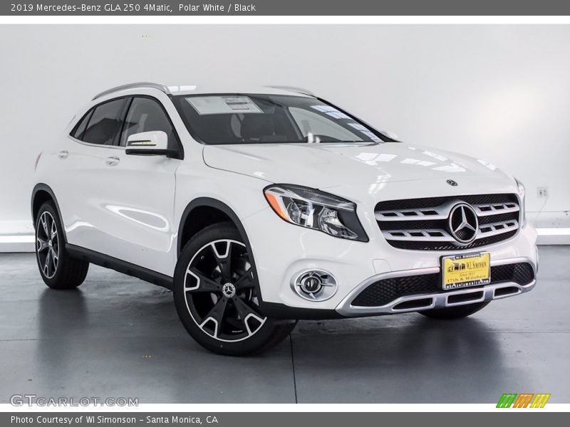 Polar White / Black 2019 Mercedes-Benz GLA 250 4Matic