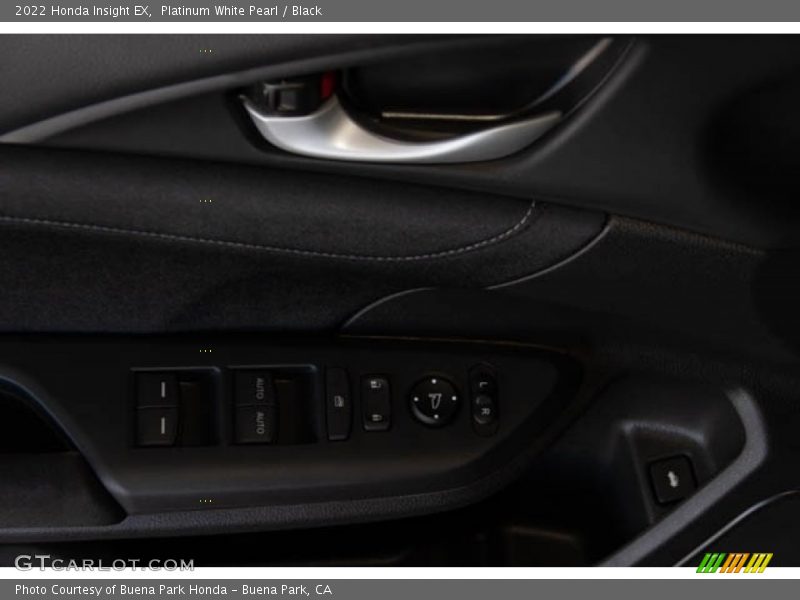 Platinum White Pearl / Black 2022 Honda Insight EX