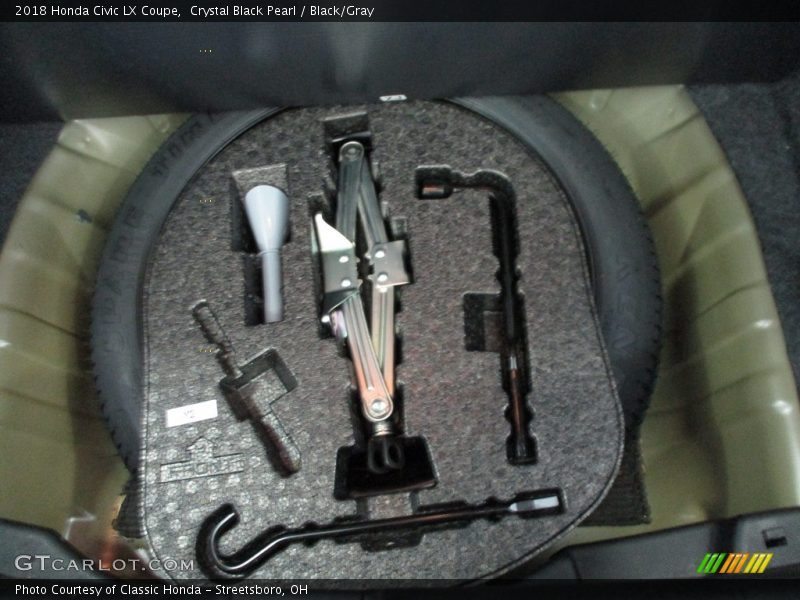 Crystal Black Pearl / Black/Gray 2018 Honda Civic LX Coupe