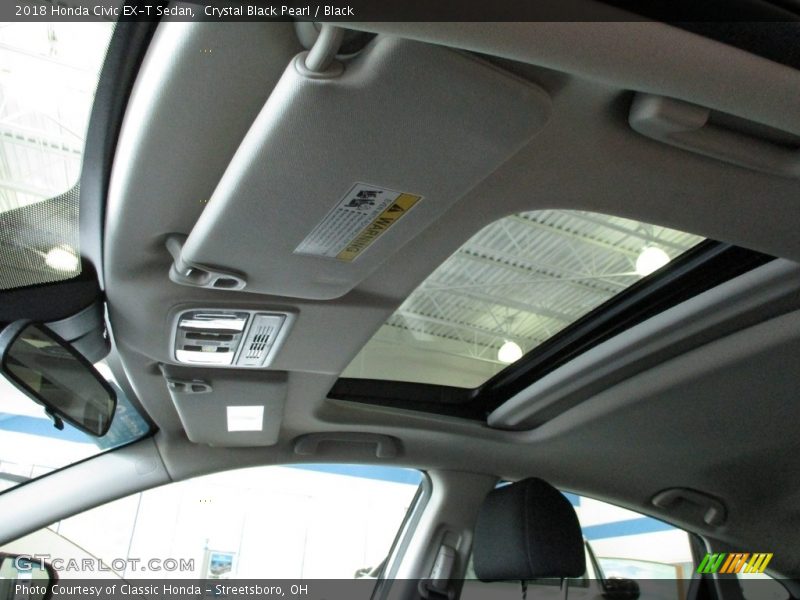 Sunroof of 2018 Civic EX-T Sedan