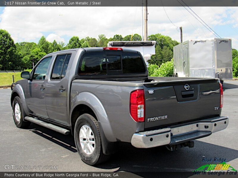 Gun Metallic / Steel 2017 Nissan Frontier SV Crew Cab