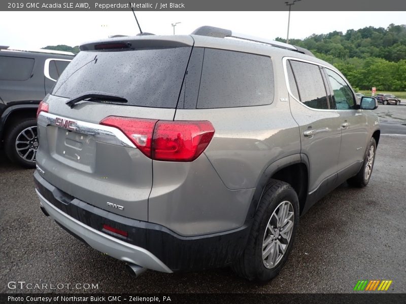 Pepperdust Metallic / Jet Black 2019 GMC Acadia SLE AWD